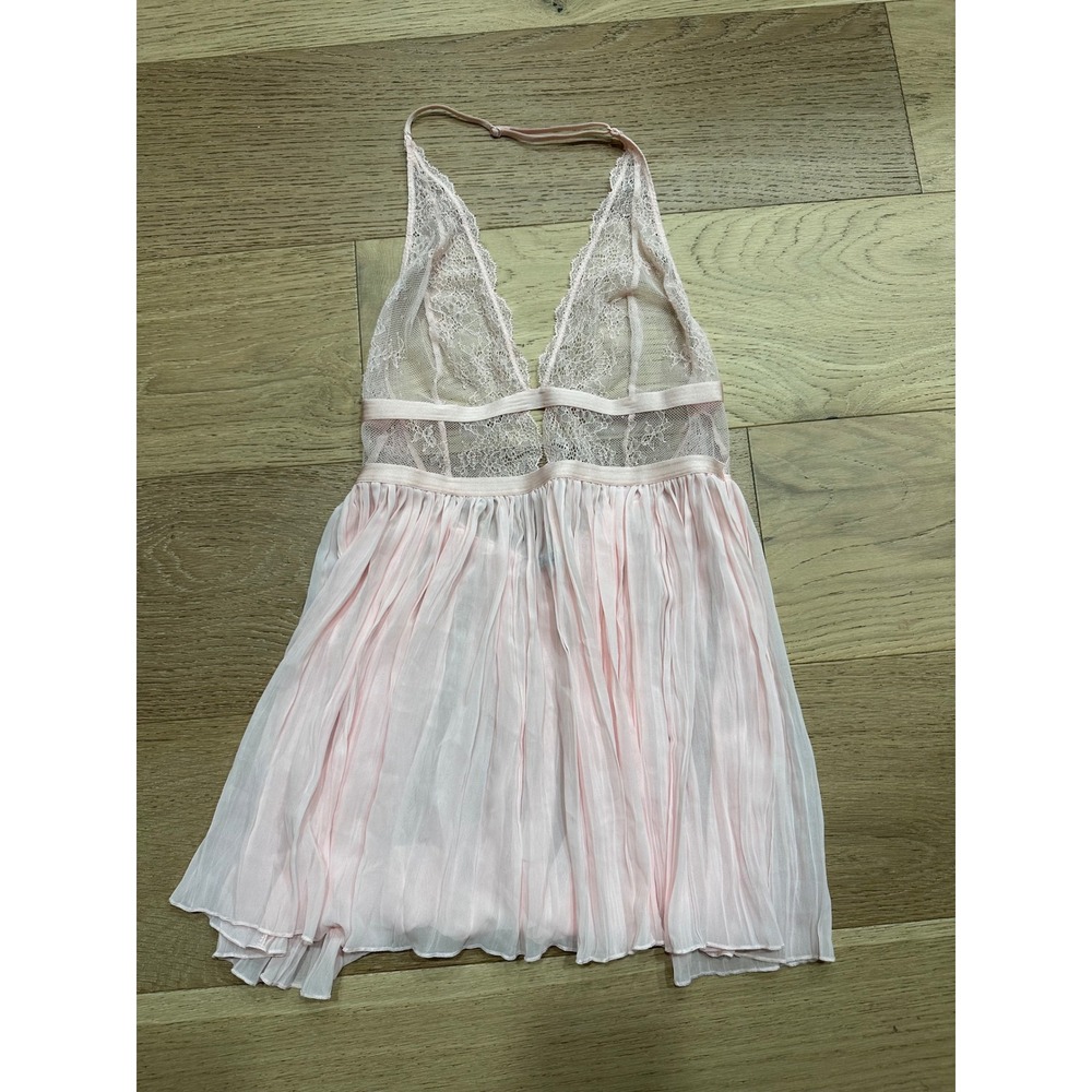 VTG Victoria's Secret Baby Pink Pleated‎ Chiffon & Lace Halter Babydoll